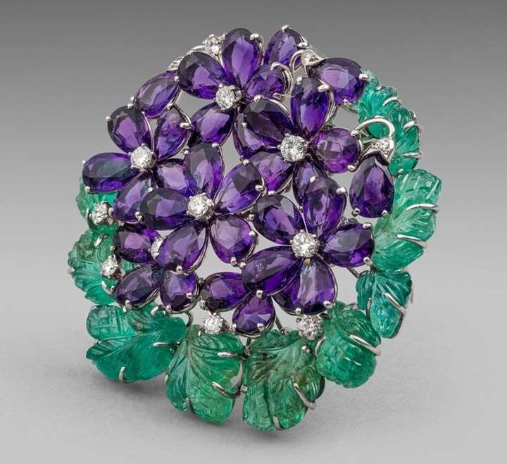 An Art Deco 1950s Brooch